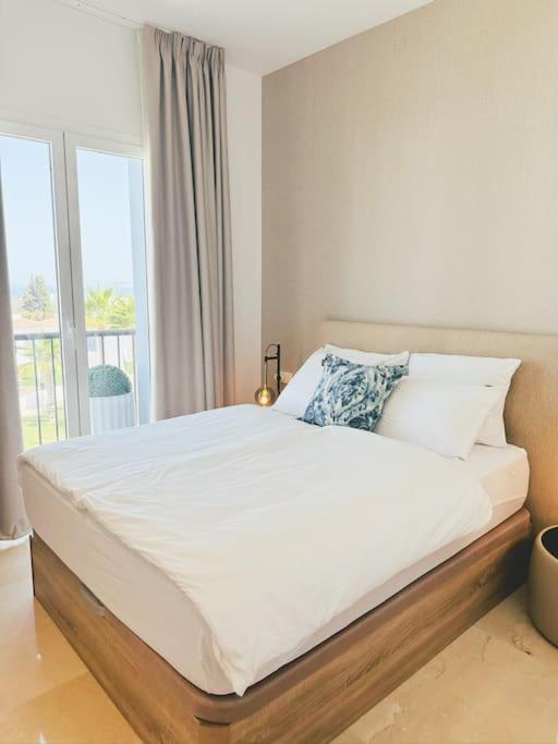 Oceanview Luxury Penthouse Appartement Estepona Buitenkant foto